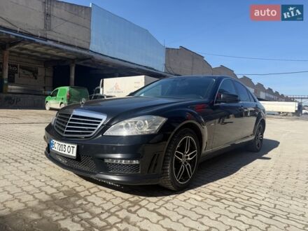 Чорний Мерседес С Клас, об'ємом двигуна 3 л та пробігом 367 тис. км за 16500 $, фото 1 на Automoto.ua