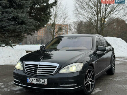 Черный Мерседес С Класс, объемом двигателя 2.99 л и пробегом 368 тыс. км за 14200 $, фото 1 на Automoto.ua