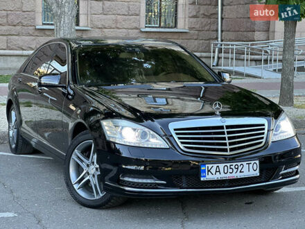 Мерседес С Клас 2011 у Миколаєві на Automoto.ua Чорний Мерседес С Клас, об'ємом двигуна 4.7 л та пробігом 202 тис. км за 14700 $, фото 1 на Automoto.ua