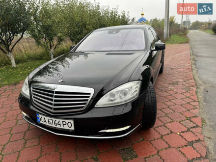 Мерседес С Класс 2011 в Киеве на Automoto.ua Черный Мерседес С Класс, объемом двигателя 2.99 л и пробегом 239 тыс. км за 19999 $, фото 1 на Automoto.ua