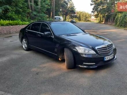 Чорний Мерседес С Клас, об'ємом двигуна 5.46 л та пробігом 162 тис. км за 21000 $, фото 1 на Automoto.ua