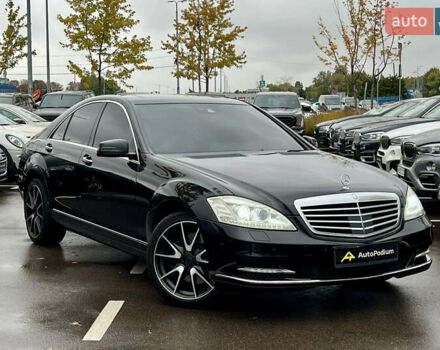 Чорний Мерседес С Клас, об'ємом двигуна 2.99 л та пробігом 258 тис. км за 18000 $, фото 1 на Automoto.ua