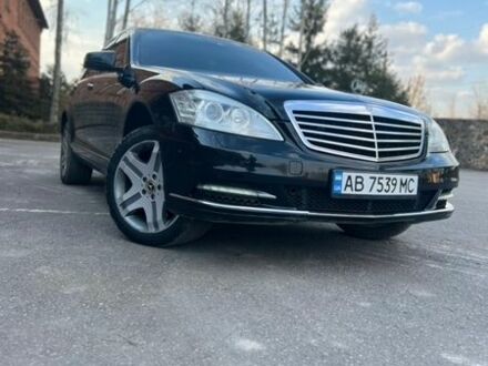 Чорний Мерседес С Клас, об'ємом двигуна 2.2 л та пробігом 280 тис. км за 17800 $, фото 1 на Automoto.ua