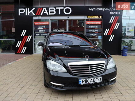 Мерседес С Класс 2012 в Львове на Automoto.ua Черный Мерседес С Класс, объемом двигателя 4.7 л и пробегом 179 тыс. км за 17900 $, фото 1 на Automoto.ua