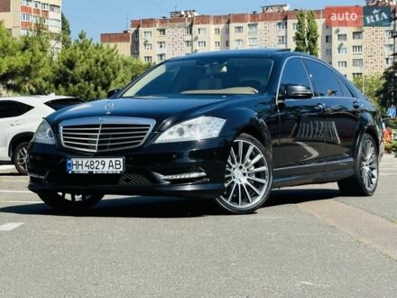 Мерседес С Класс 2012 в Одессе на Automoto.ua Черный Мерседес С Класс, объемом двигателя 4.7 л и пробегом 258 тыс. км за 19500 $, фото 1 на Automoto.ua