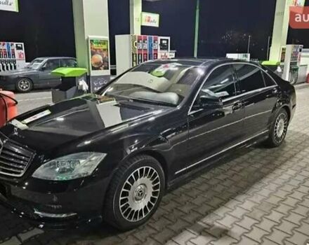Черный Мерседес С Класс, объемом двигателя 4.7 л и пробегом 161 тыс. км за 21000 $, фото 1 на Automoto.ua