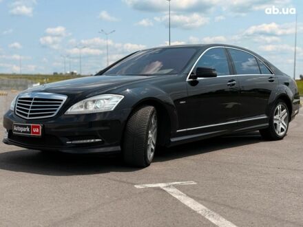 Мерседес С Клас 2012 у Львові на Automoto.ua Чорний Мерседес С Клас, об'ємом двигуна 4.7 л та пробігом 176 тис. км за 17990 $, фото 1 на Automoto.ua