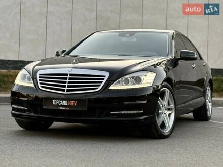 Мерседес С Класс 2012 в Киеве на Automoto.ua Черный Мерседес С Класс, объемом двигателя 3 л и пробегом 211 тыс. км за 23900 $, фото 1 на Automoto.ua