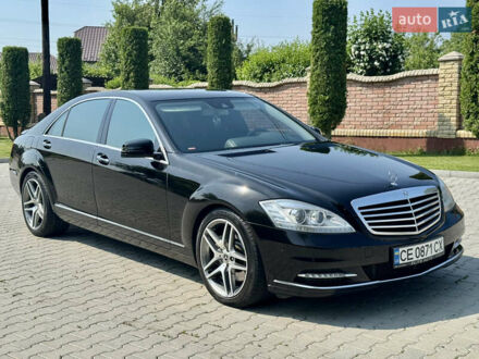 Мерседес С Класс 2013 в Черновцах на Automoto.ua Черный Мерседес С Класс, объемом двигателя 2.99 л и пробегом 178 тыс. км за 20800 $, фото 1 на Automoto.ua