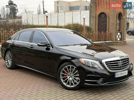 Черный Мерседес С Класс, объемом двигателя 4.66 л и пробегом 208 тыс. км за 26499 $, фото 1 на Automoto.ua
