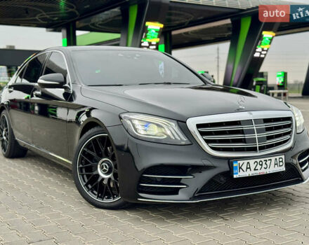Чорний Мерседес С Клас, об'ємом двигуна 3 л та пробігом 180 тис. км за 39999 $, фото 1 на Automoto.ua