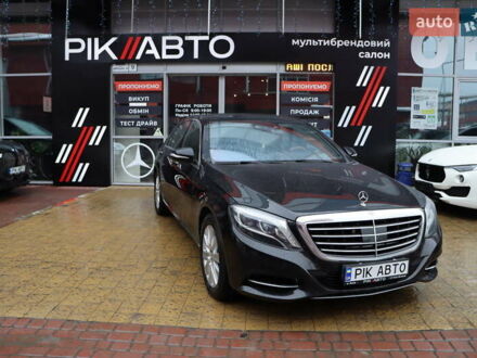 Черный Мерседес С Класс, объемом двигателя 4.7 л и пробегом 148 тыс. км за 35900 $, фото 1 на Automoto.ua
