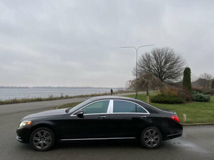 Черный Мерседес С Класс, объемом двигателя 4.7 л и пробегом 230 тыс. км за 26000 $, фото 1 на Automoto.ua