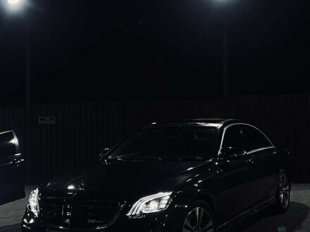 Черный Мерседес С Класс, объемом двигателя 4.66 л и пробегом 205 тыс. км за 30000 $, фото 1 на Automoto.ua