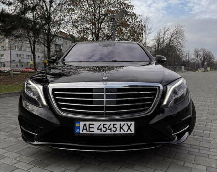 Черный Мерседес С Класс, объемом двигателя 4.66 л и пробегом 119 тыс. км за 47999 $, фото 1 на Automoto.ua