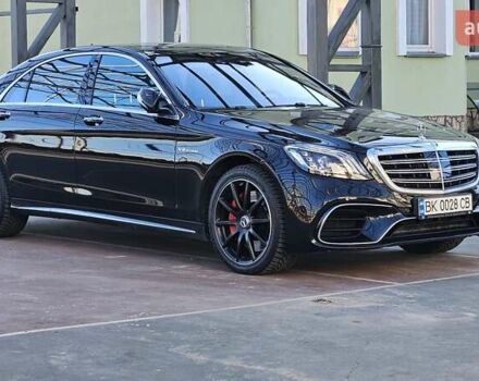 Черный Мерседес С Класс, объемом двигателя 5.5 л и пробегом 124 тыс. км за 50000 $, фото 1 на Automoto.ua