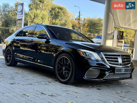 Мерседес С Класс 2017 в Днепре (Днепропетровске) на Automoto.ua Черный Мерседес С Класс, объемом двигателя 3 л и пробегом 87 тыс. км за 45500 $, фото 1 на Automoto.ua