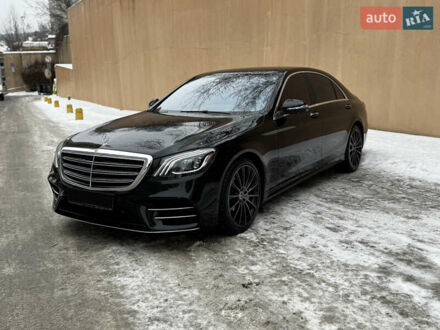 Черный Мерседес С Класс, объемом двигателя 3.99 л и пробегом 81 тыс. км за 72000 $, фото 1 на Automoto.ua