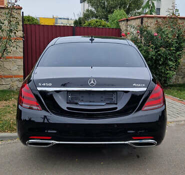 Черный Мерседес С Класс, объемом двигателя 2.99 л и пробегом 107 тыс. км за 38900 $, фото 1 на Automoto.ua