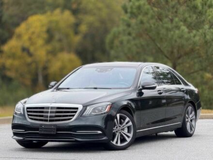 Черный Мерседес С Класс, объемом двигателя 4 л и пробегом 47 тыс. км за 25000 $, фото 1 на Automoto.ua