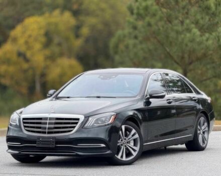 Черный Мерседес С Класс, объемом двигателя 4 л и пробегом 47 тыс. км за 25000 $, фото 1 на Automoto.ua