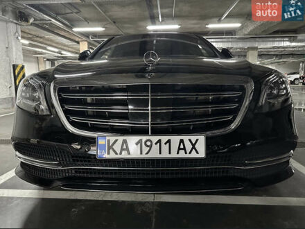 Черный Мерседес С Класс, объемом двигателя 3 л и пробегом 106 тыс. км за 65353 $, фото 1 на Automoto.ua