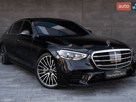 Чорний Мерседес С Клас, об'ємом двигуна 3 л та пробігом 24 тис. км за 145000 $, фото 1 на Automoto.ua