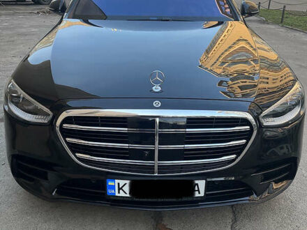 Мерседес С Клас 2021 у Києві на Automoto.ua Чорний Мерседес С Клас, об'ємом двигуна 4 л та пробігом 25 тис. км за 180000 $, фото 1 на Automoto.ua
