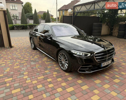 Черный Мерседес С Класс, объемом двигателя 3 л и пробегом 140 тыс. км за 98000 $, фото 1 на Automoto.ua
