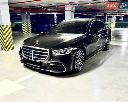 Чорний Мерседес С Клас, об'ємом двигуна 3 л та пробігом 64 тис. км за 105000 $, фото 1 на Automoto.ua