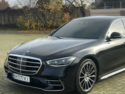 Черный Мерседес С Класс, объемом двигателя 3 л и пробегом 107 тыс. км за 110000 $, фото 1 на Automoto.ua