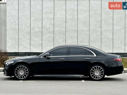 Черный Мерседес С Класс, объемом двигателя 3.5 л и пробегом 81 тыс. км за 99000 $, фото 1 на Automoto.ua