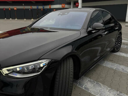 Черный Мерседес С Класс, объемом двигателя 3.98 л и пробегом 96 тыс. км за 100000 $, фото 1 на Automoto.ua