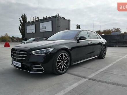 Черный Мерседес С Класс, объемом двигателя 3.98 л и пробегом 96 тыс. км за 92990 $, фото 1 на Automoto.ua