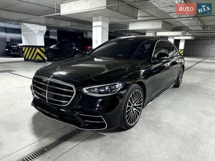 Черный Мерседес С Класс, объемом двигателя 3.98 л и пробегом 66 тыс. км за 124000 $, фото 1 на Automoto.ua