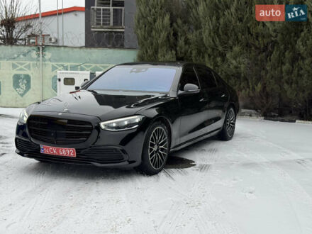 Черный Мерседес С Класс, объемом двигателя 3 л и пробегом 147 тыс. км за 89999 $, фото 1 на Automoto.ua