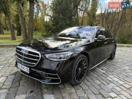 Мерседес С Класс 2025 в Киеве на Automoto.ua Черный Мерседес С Класс, объемом двигателя 3.98 л и пробегом 13 тыс. км за 223000 $, фото 1 на Automoto.ua