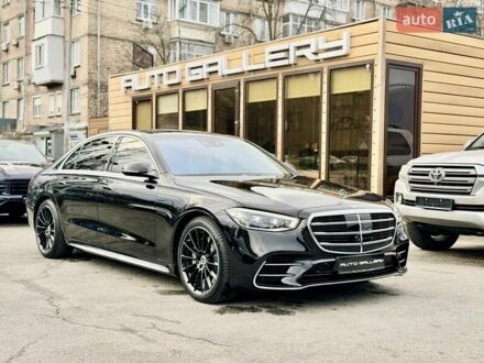 Чорний Мерседес С Клас, об'ємом двигуна 3.98 л та пробігом 1 тис. км за 214999 $, фото 1 на Automoto.ua