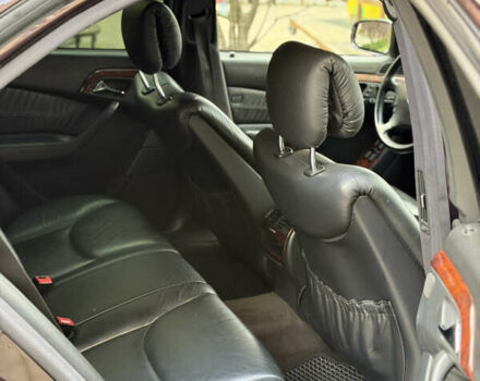 Фіолетовий Мерседес С Клас, об'ємом двигуна 3.2 л та пробігом 398 тис. км за 5500 $, фото 21 на Automoto.ua