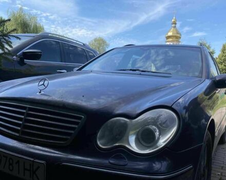 Фиолетовый Мерседес С Класс, объемом двигателя 2.69 л и пробегом 361 тыс. км за 4100 $, фото 1 на Automoto.ua