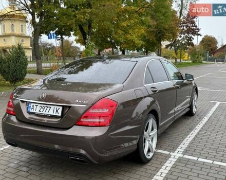 Мерседес С Класс 2009 в Коломые на Automoto.ua Коричневый Мерседес С Класс, объемом двигателя 3 л и пробегом 389 тыс. км за 19900 $, фото 4 на Automoto.ua