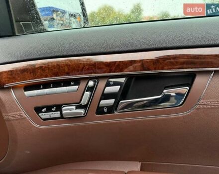 Мерседес С Класс 2009 в Коломые на Automoto.ua Коричневый Мерседес С Класс, объемом двигателя 3 л и пробегом 389 тыс. км за 19900 $, фото 12 на Automoto.ua