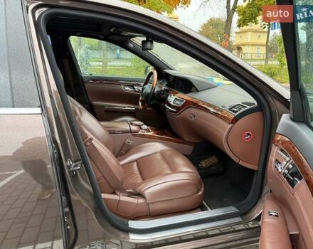 Мерседес С Класс 2009 в Коломые на Automoto.ua Коричневый Мерседес С Класс, объемом двигателя 3 л и пробегом 389 тыс. км за 19900 $, фото 11 на Automoto.ua