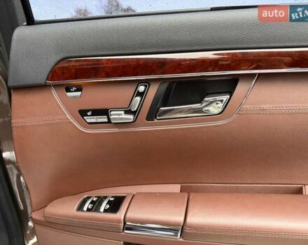 Мерседес С Класс 2009 в Коломые на Automoto.ua Коричневый Мерседес С Класс, объемом двигателя 3 л и пробегом 389 тыс. км за 19900 $, фото 13 на Automoto.ua