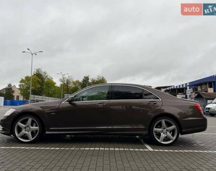 Мерседес С Класс 2009 в Коломые на Automoto.ua Коричневый Мерседес С Класс, объемом двигателя 3 л и пробегом 389 тыс. км за 19900 $, фото 2 на Automoto.ua