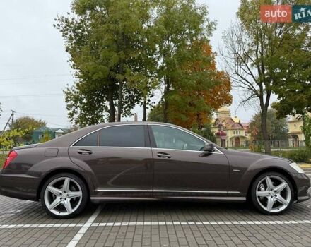 Мерседес С Класс 2009 в Коломые на Automoto.ua Коричневый Мерседес С Класс, объемом двигателя 3 л и пробегом 389 тыс. км за 19900 $, фото 5 на Automoto.ua