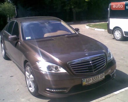 Коричневий Мерседес С Клас, об'ємом двигуна 5.46 л та пробігом 97 тис. км за 15000 $, фото 1 на Automoto.ua