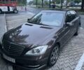 Коричневый Мерседес С Класс, объемом двигателя 3 л и пробегом 270 тыс. км за 19950 $, фото 1 на Automoto.ua