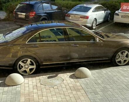 Коричневый Мерседес С Класс, объемом двигателя 4.7 л и пробегом 187 тыс. км за 21000 $, фото 1 на Automoto.ua