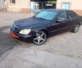 Червоний Мерседес С Клас, об'ємом двигуна 5 л та пробігом 300 тис. км за 3900 $, фото 1 на Automoto.ua